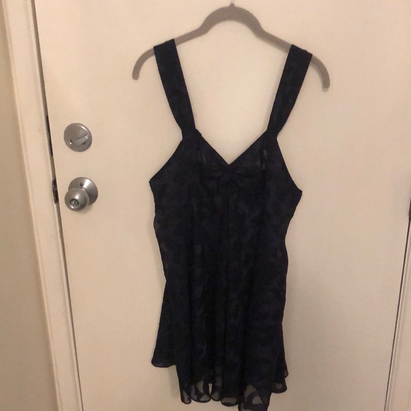 Lingerie- baby doll “teddy”. Victoria Secrets - Picture 1 of 6